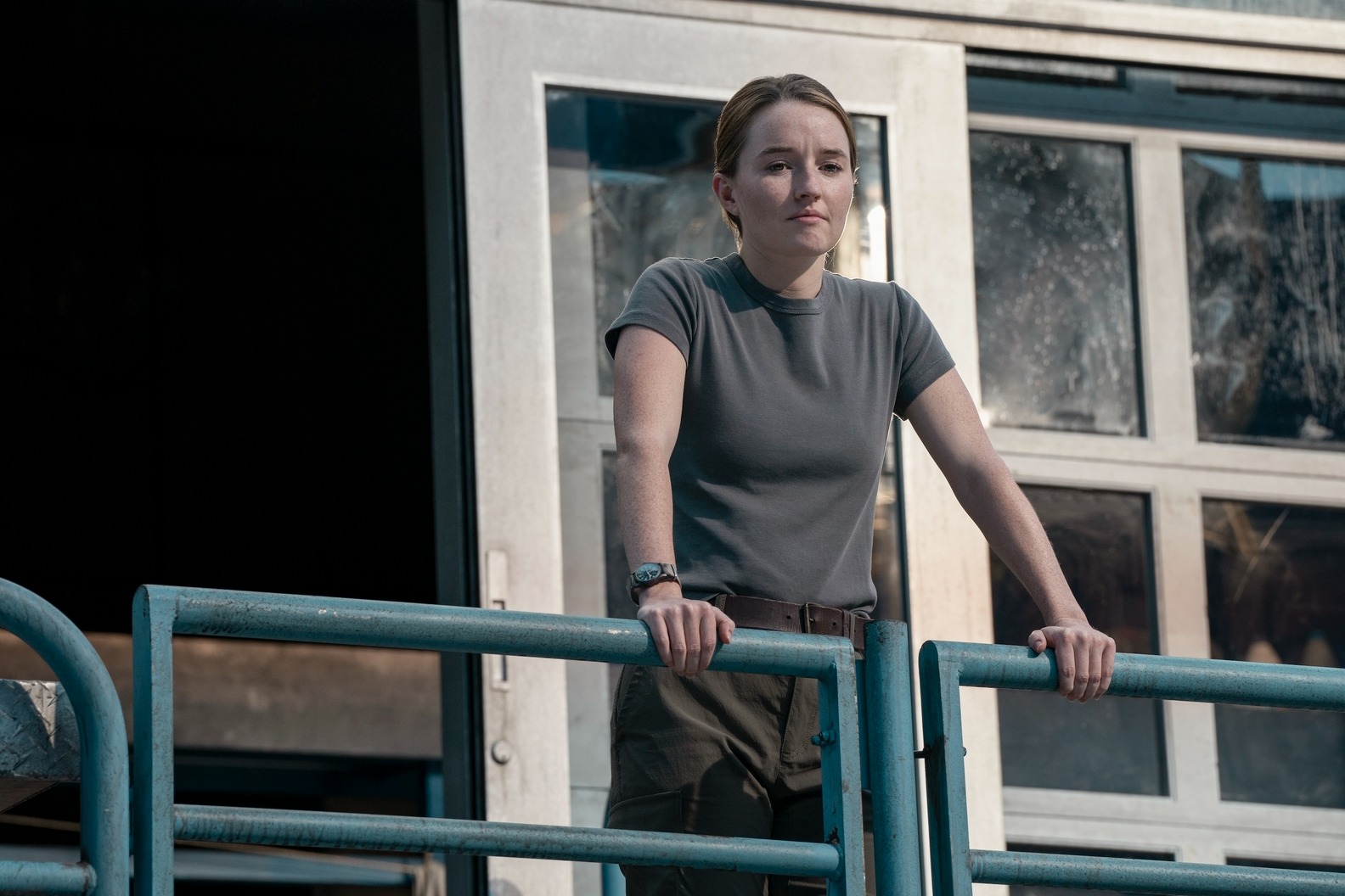 Kaitlyn Dever como Abby